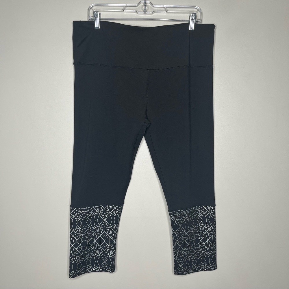 BSP Women’s Cropped Leggings with Goldstein Geometric Lines on Bottom SZ 1X